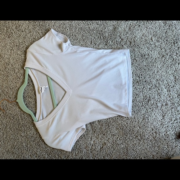 Tilly's Tops - Tillys crop top